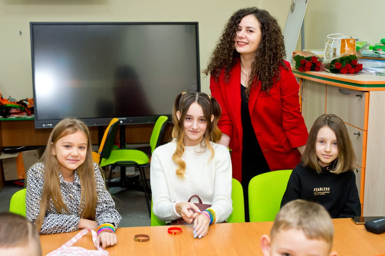 sectionschoolAttendanceOptions.atSchool